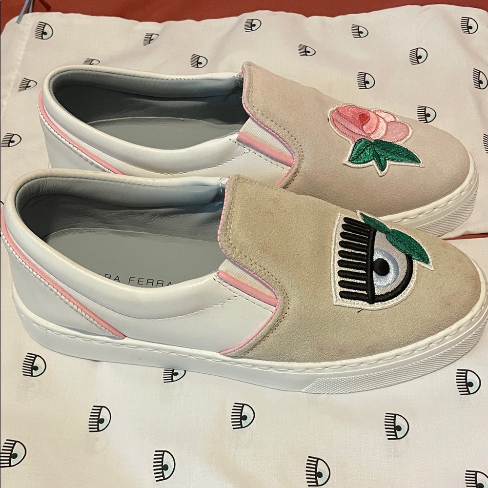 Chiara Ferragni Beige and Pink Sneakers